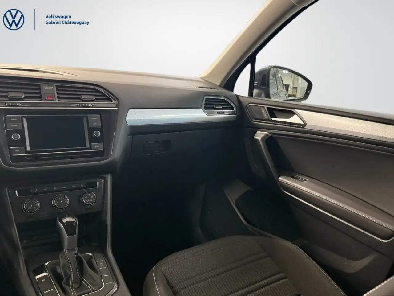 Volkswagen Tiguan снимка Volkswagen Tiguan