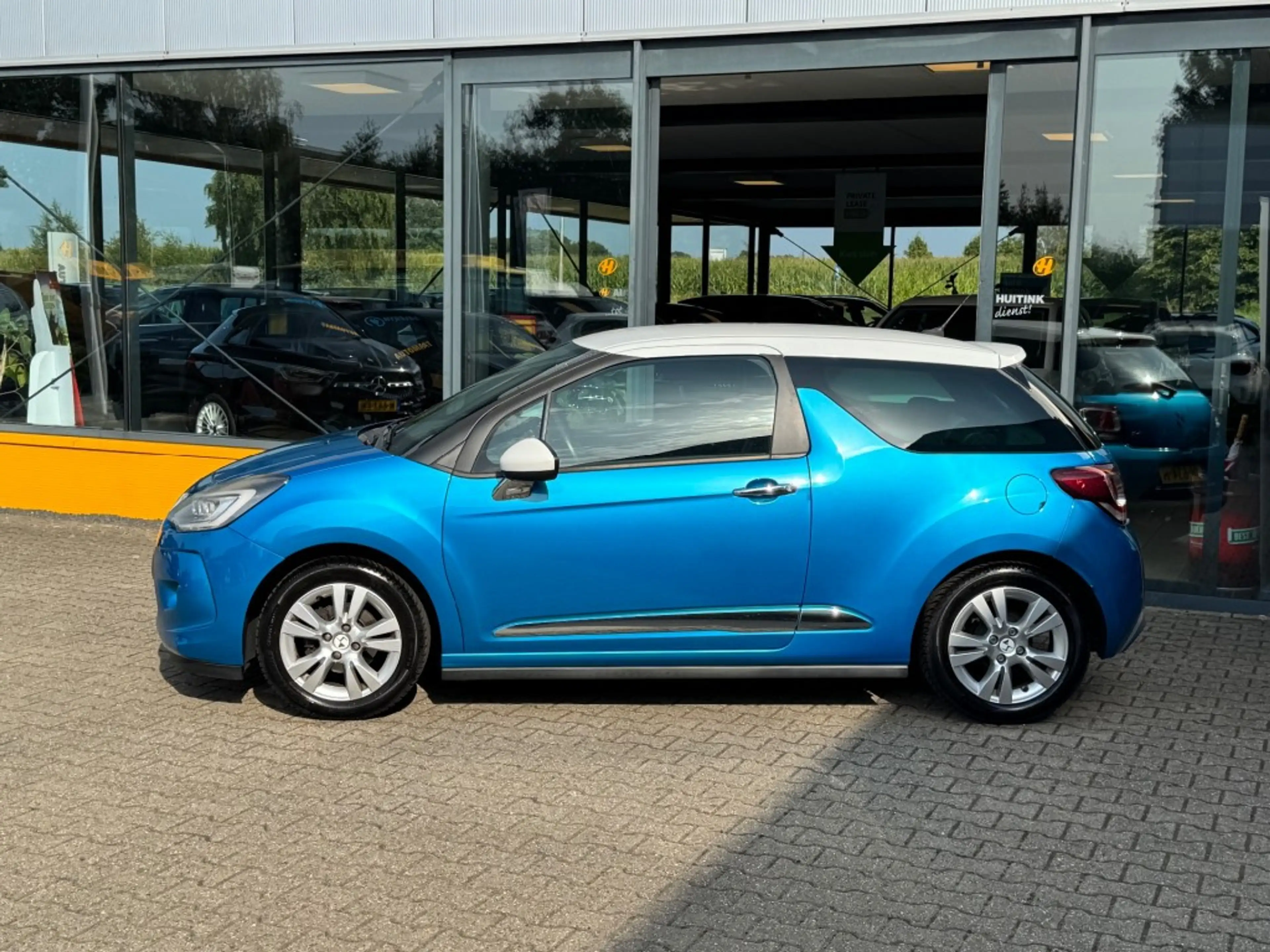 DS Automobiles DS 3 1.2 PureTech So Chic - 1e eigenaar - climate contr — photo 2