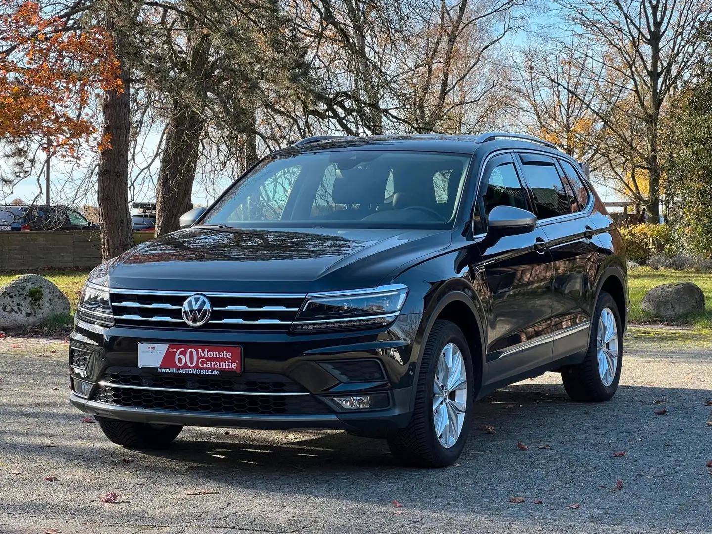 Volkswagen Tiguan Allspace Highline 4Motion Schwarz - 2
