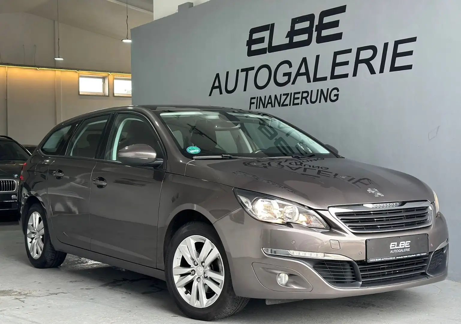 Peugeot 308 SW 1.6 Blue HDI Active Panorama EURO6 2.Hand Grau - 1