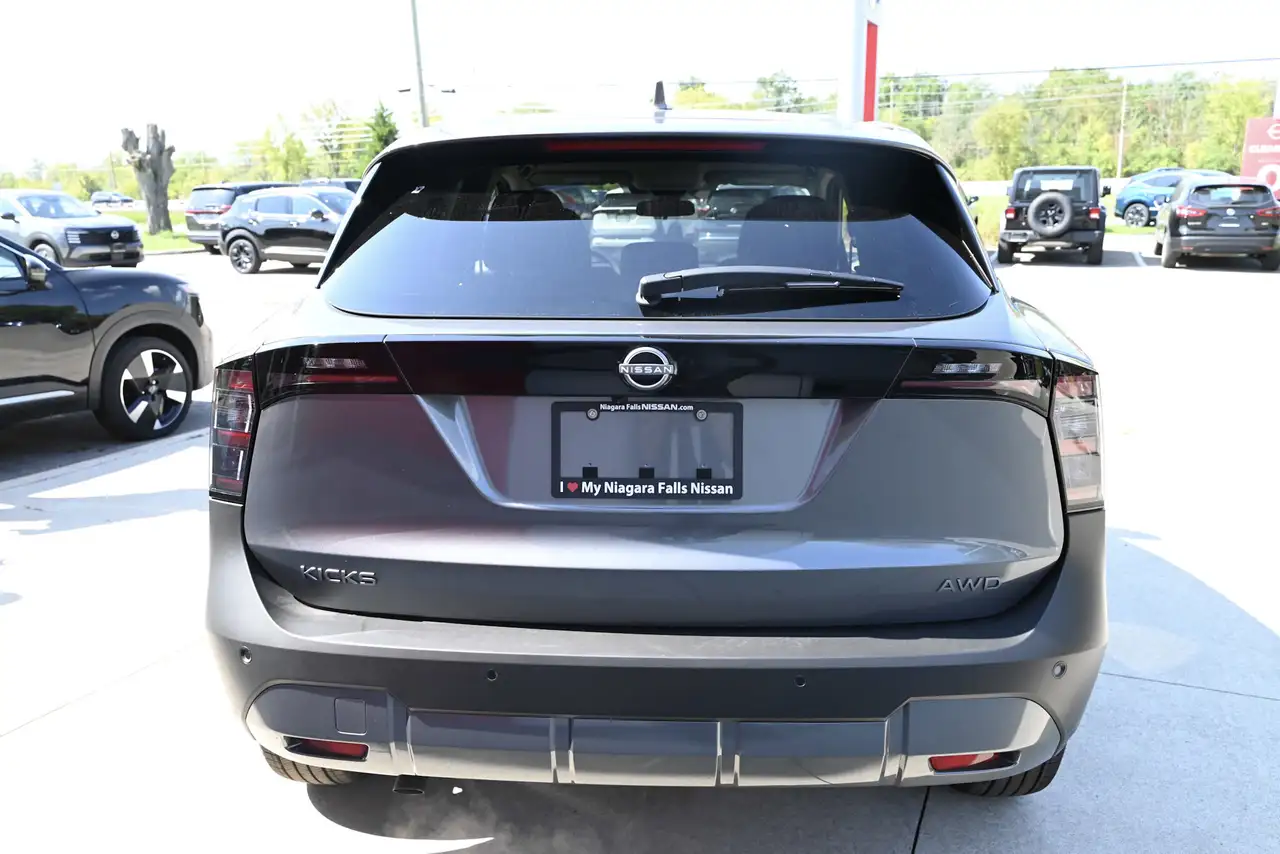 Nissan Kicks снимка Nissan Kicks
