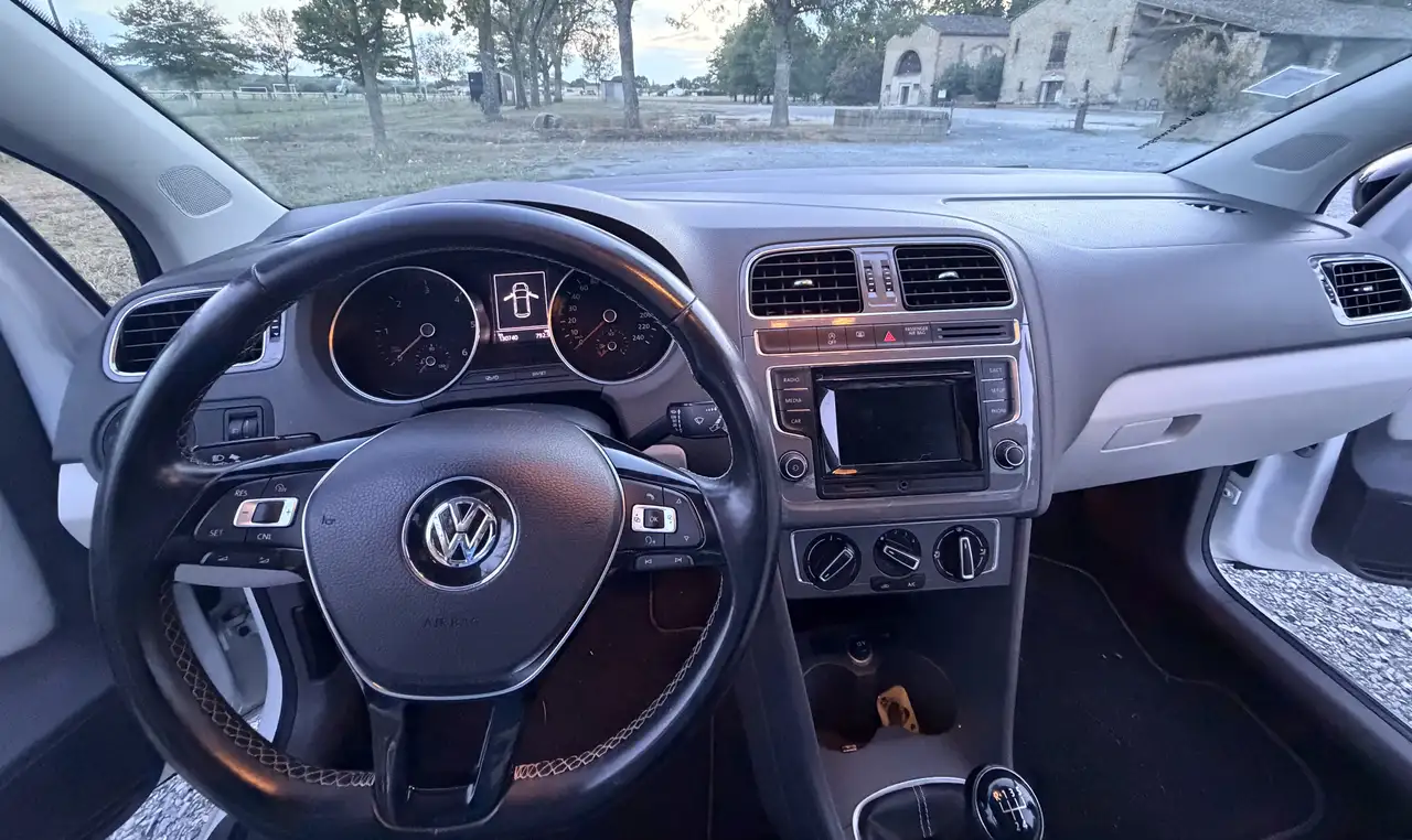 Volkswagen Polo Citadine 3 portes — photo 4