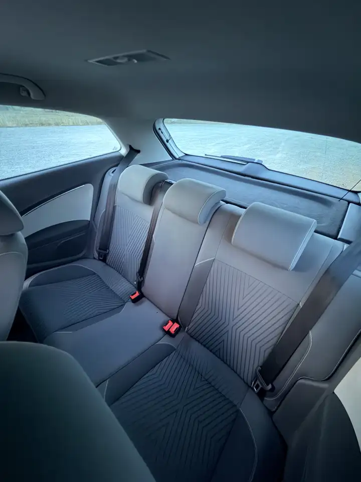 Volkswagen Polo Citadine 3 portes — photo 7