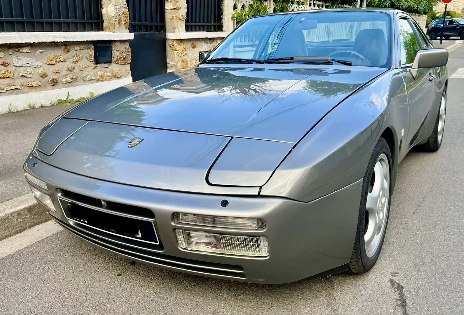Porsche 944 Turbo 220cv Gris - 2