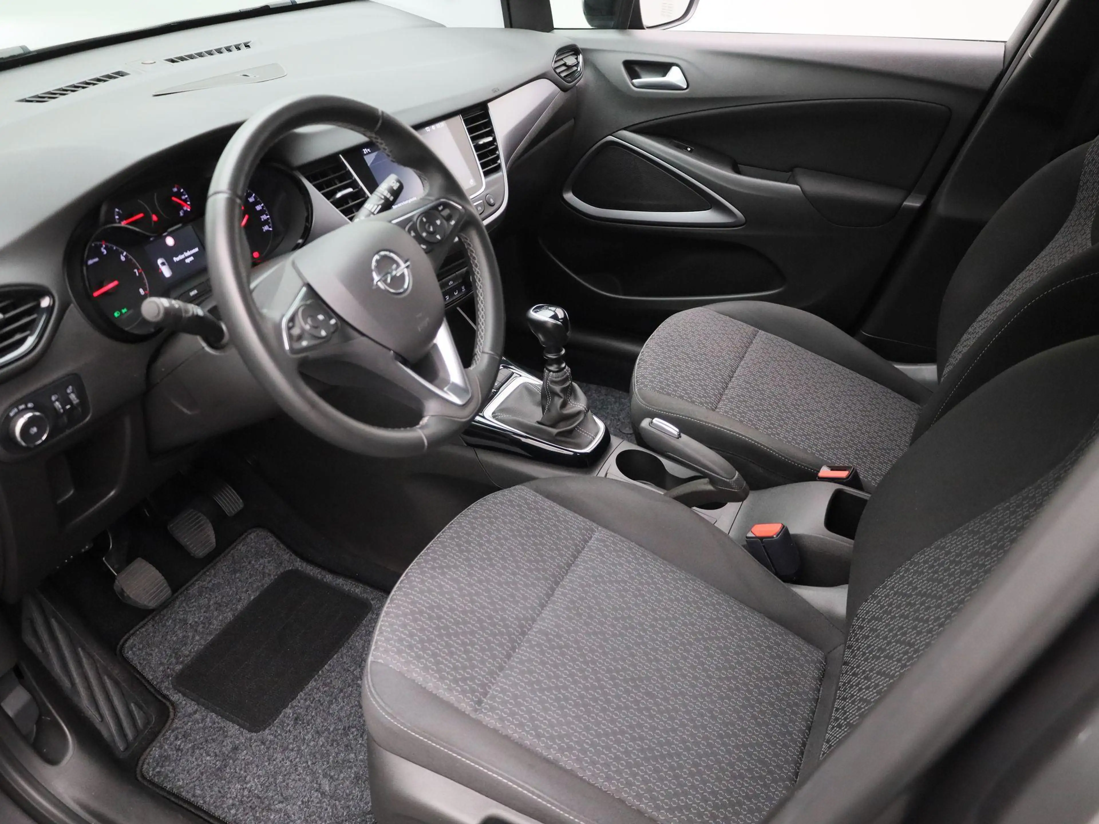Opel Crossland 1.2 81kW Turbo S/S Edition NAVI | CARPLAY | CAMERA — photo 15