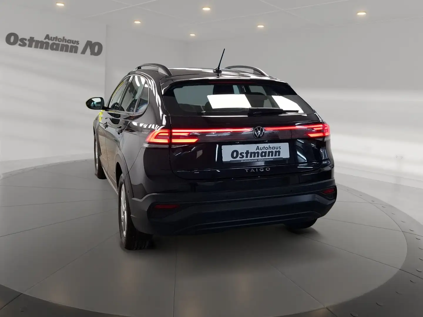 Volkswagen Taigo 1.0 TSI Life Climatr. ACC RFK LM DAB+ Schwarz - 2