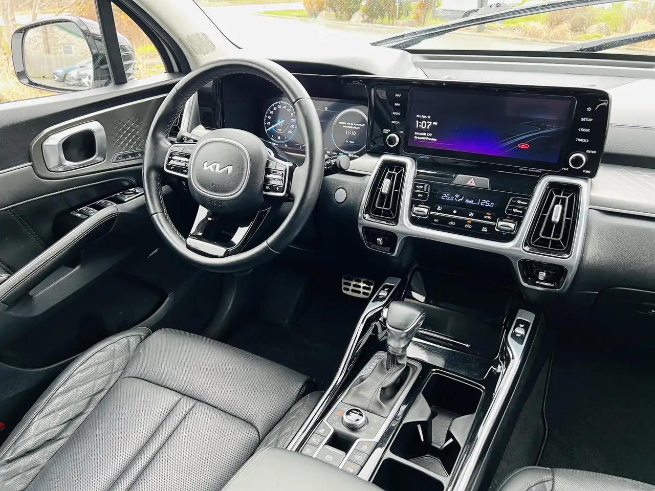 Kia Sorento photo Kia Sorento