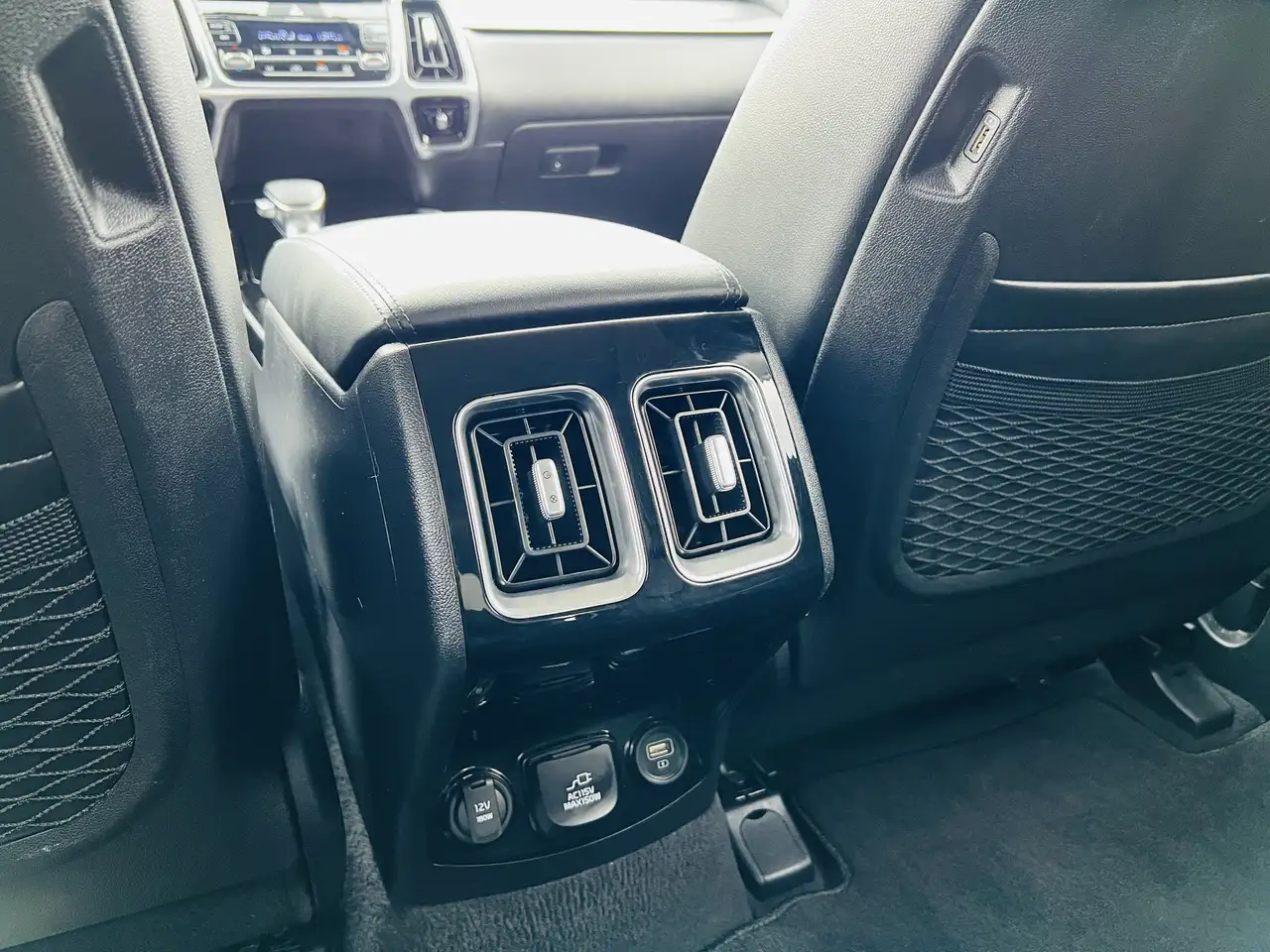Kia Sorento photo Kia Sorento