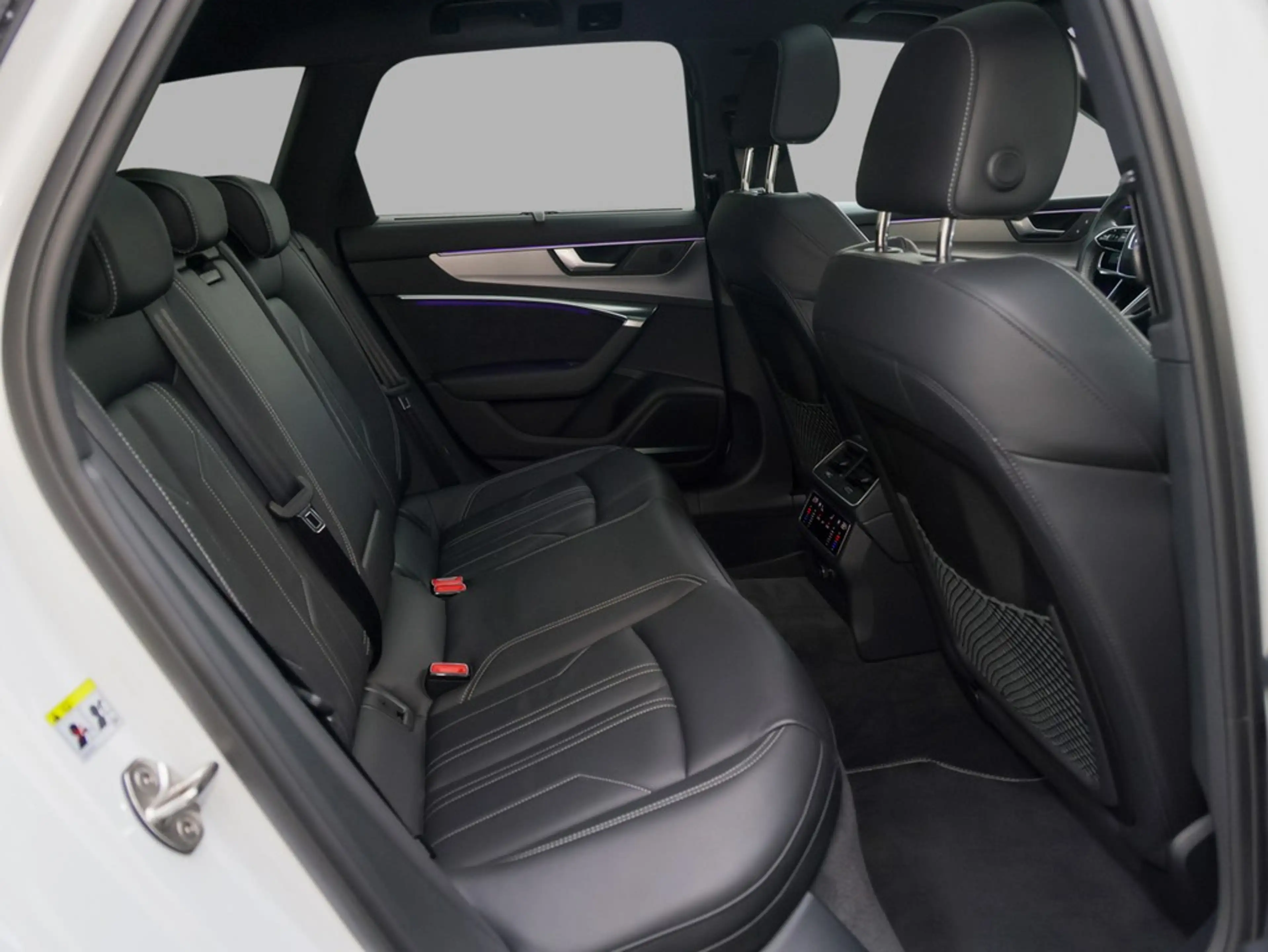 Audi A6 Avant 45 TFSI quattro sport — photo 14