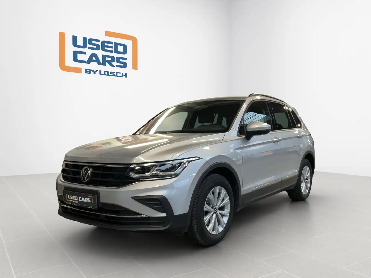 Volkswagen Tiguan Life+DSG+360+AHK+LED+NAVI Silber - 1