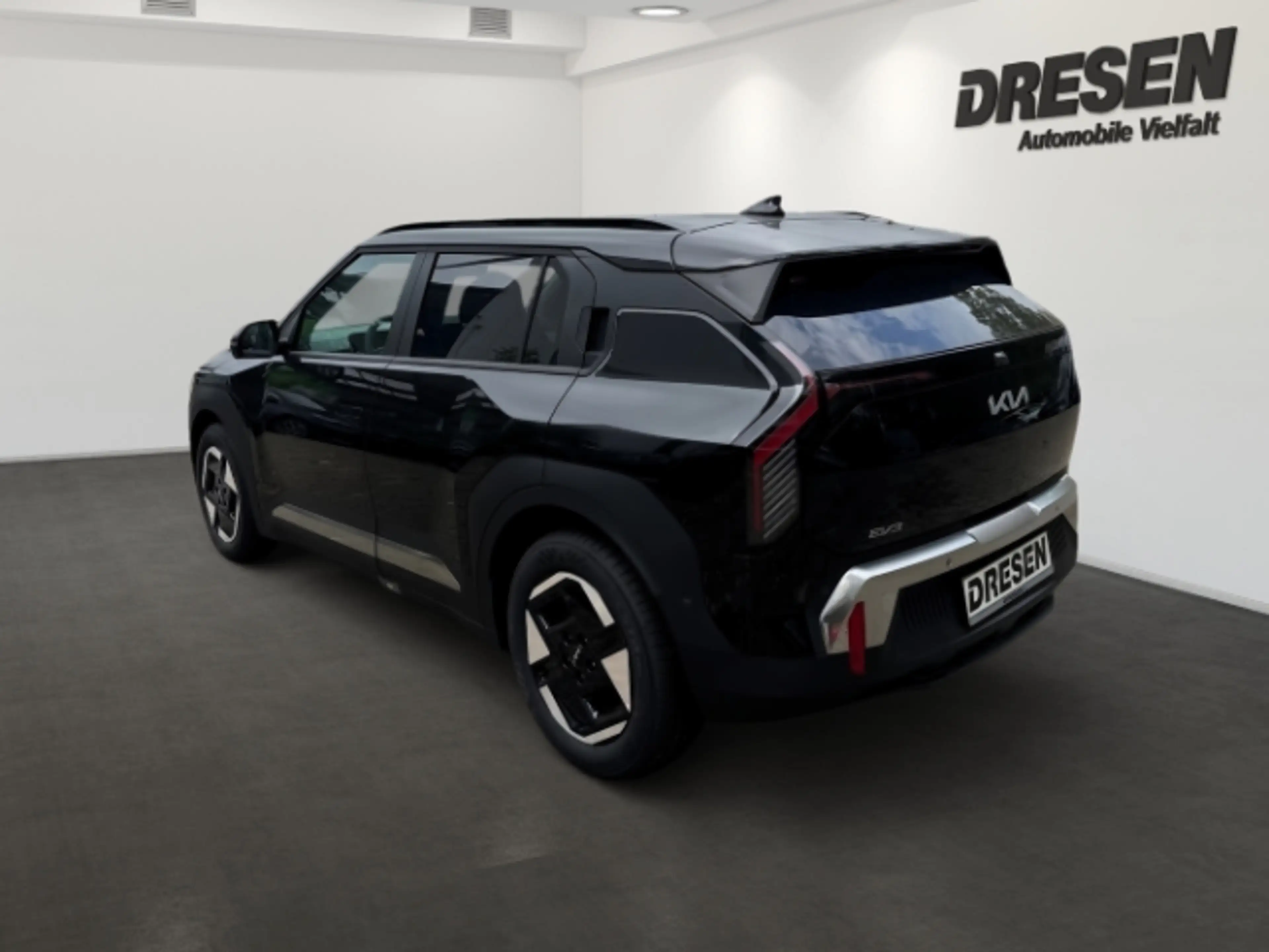 Kia EV3 Earth 81.4 kWh WÄRMEPUMPE,CARPLAY,360°KAMERA,AMBIE — photo 4