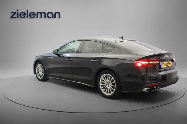 Audi A5 view 14