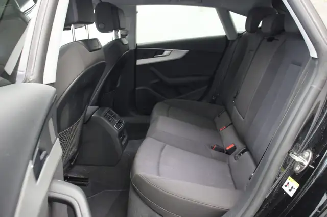 Audi A5 view 8
