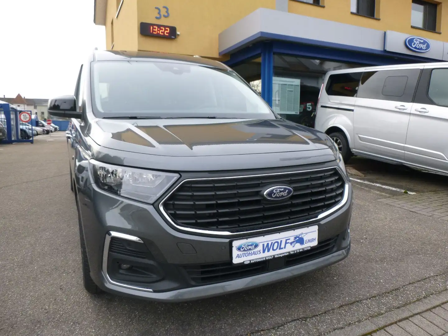 Ford Grand Tourneo Connect L2 Titanium 7-Sitzer Navi Gris - 2