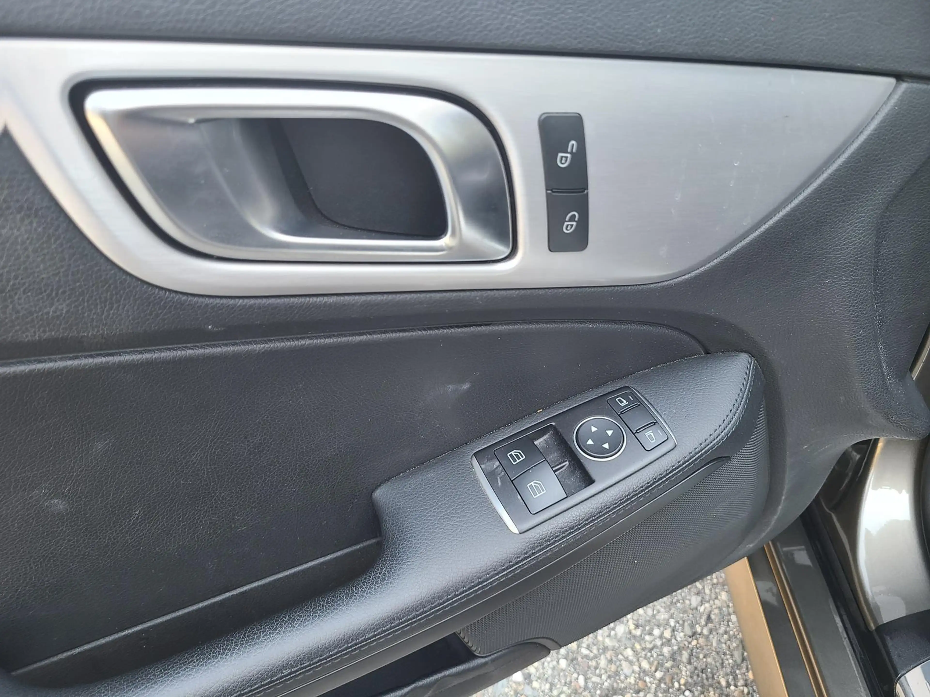Mercedes-Benz SLK 200 MY2016 Airscarf Navi Bi-Xenon 8-fach — photo 13