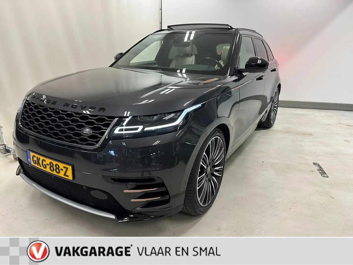 Land Rover Range Rover Velar 3.0 V6 SC AWD R-Dynamic SE- First edition-Luchtver Grey - 1