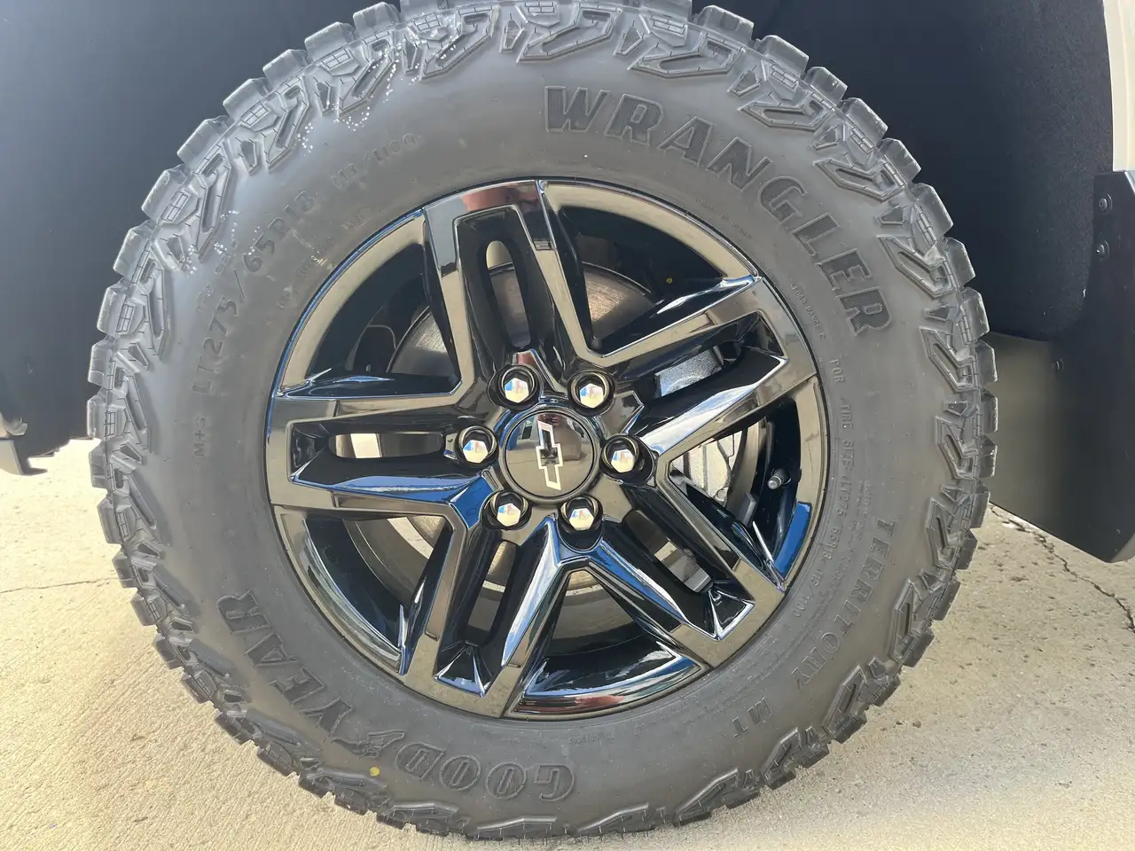 Chevrolet Silverado 1500 photo Chevrolet Silverado 1500