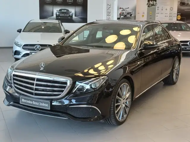 Mercedes-Benz E 220 220d 4Matic 9G-Tronic 194