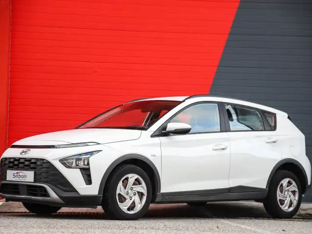 Hyundai BAYON 1.0 T-GDi Hybrid 48V 100 DCT-7 Business CAMERA GPS