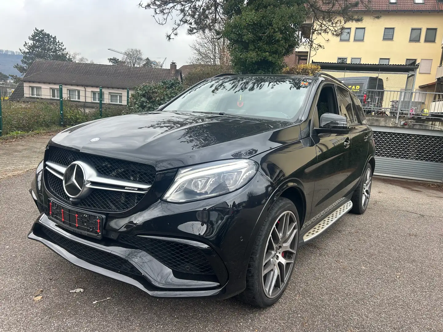 Mercedes-Benz GLE 63 AMG AMG GLE 63 4Matic AMG SPEEDSHIFT 7G-TRONIC Schwarz - 2