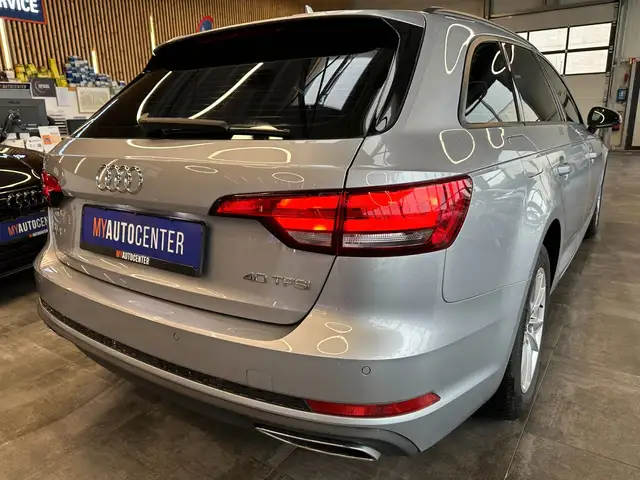 Audi A4 view 2