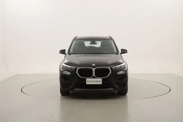 BMW X1 view 8