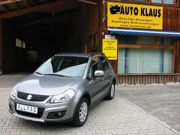 SX4 Allrad Diesel Style gr. Navi AHK 135 PS !!!