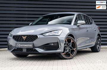 1.4 e-Hybrid VZ / CARPLAY / CAMERA / STOEL EN STUU