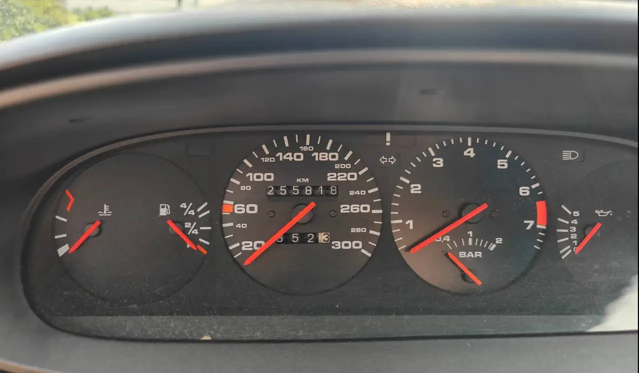 Porsche 944 Turbo 250 ch M030/M220 - Réservée, foto 12