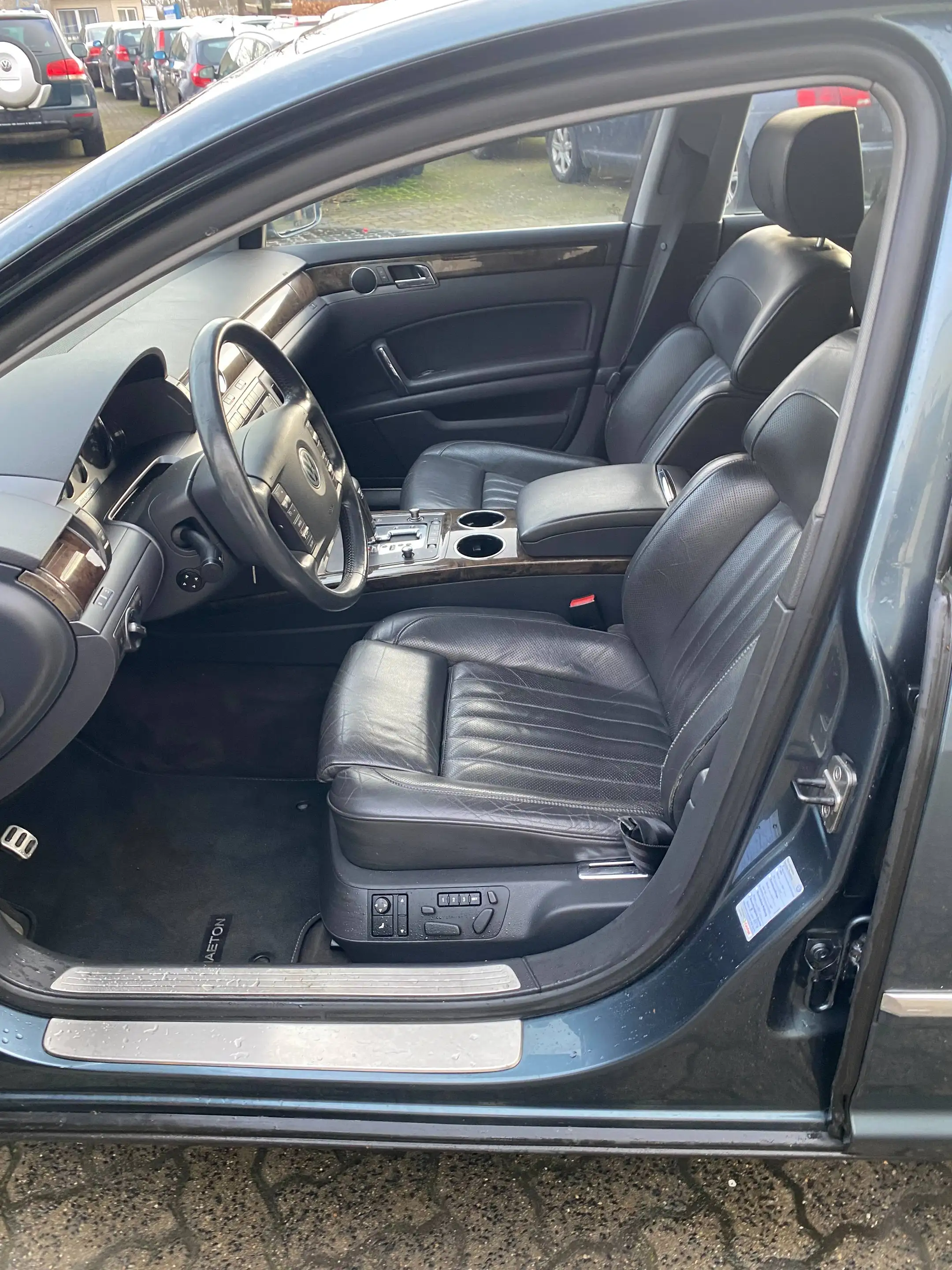 Volkswagen Phaeton Phaeton 5.0 V10 TDI 4MOTION Automatik (5 Sitzer) — photo 12