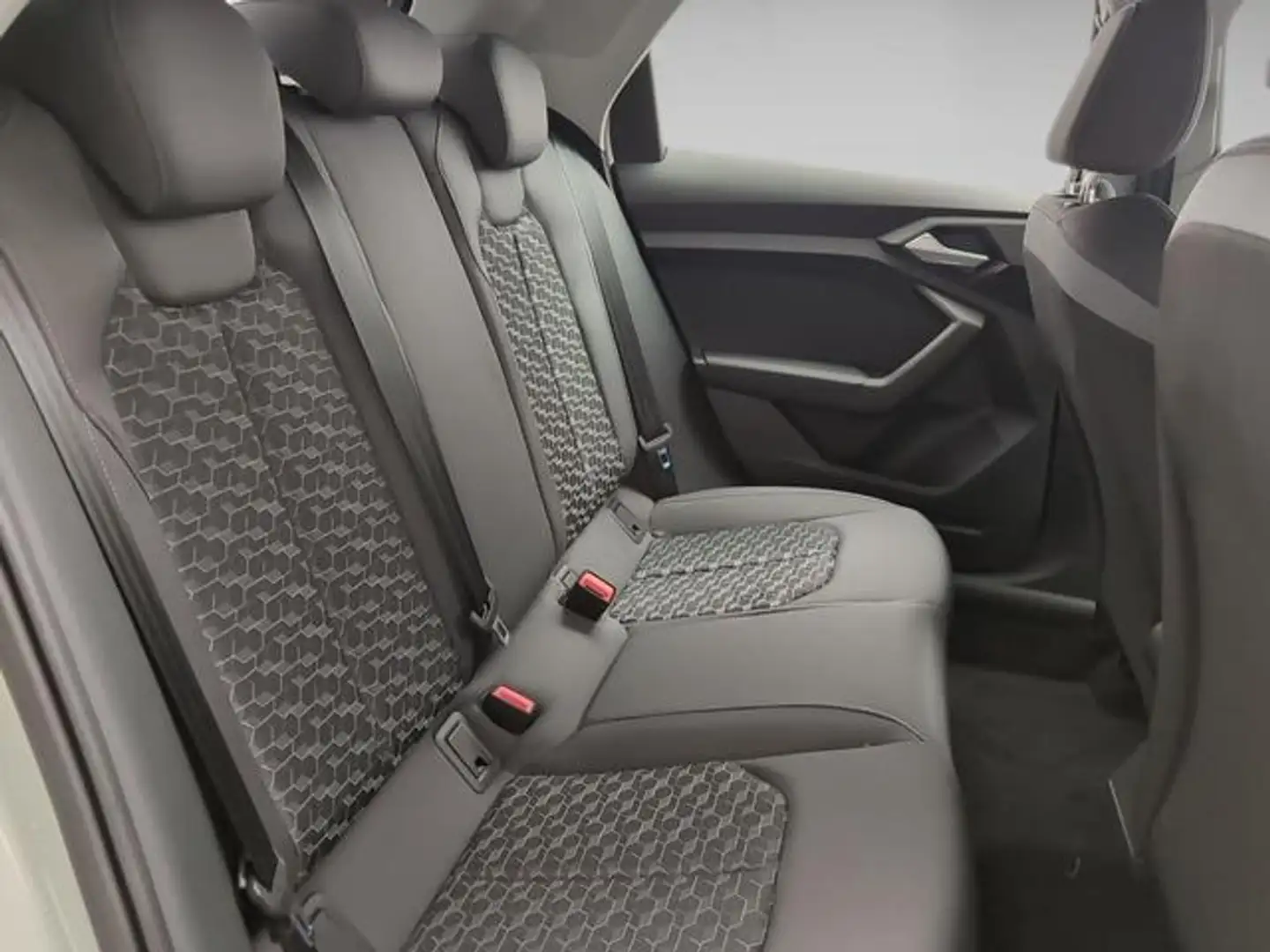 Audi A1 Sportback 30 TFSI Adrenalin S tronic 85kW Argent - 2