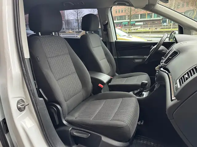 Seat Alhambra view 10