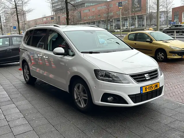 Seat Alhambra view 4