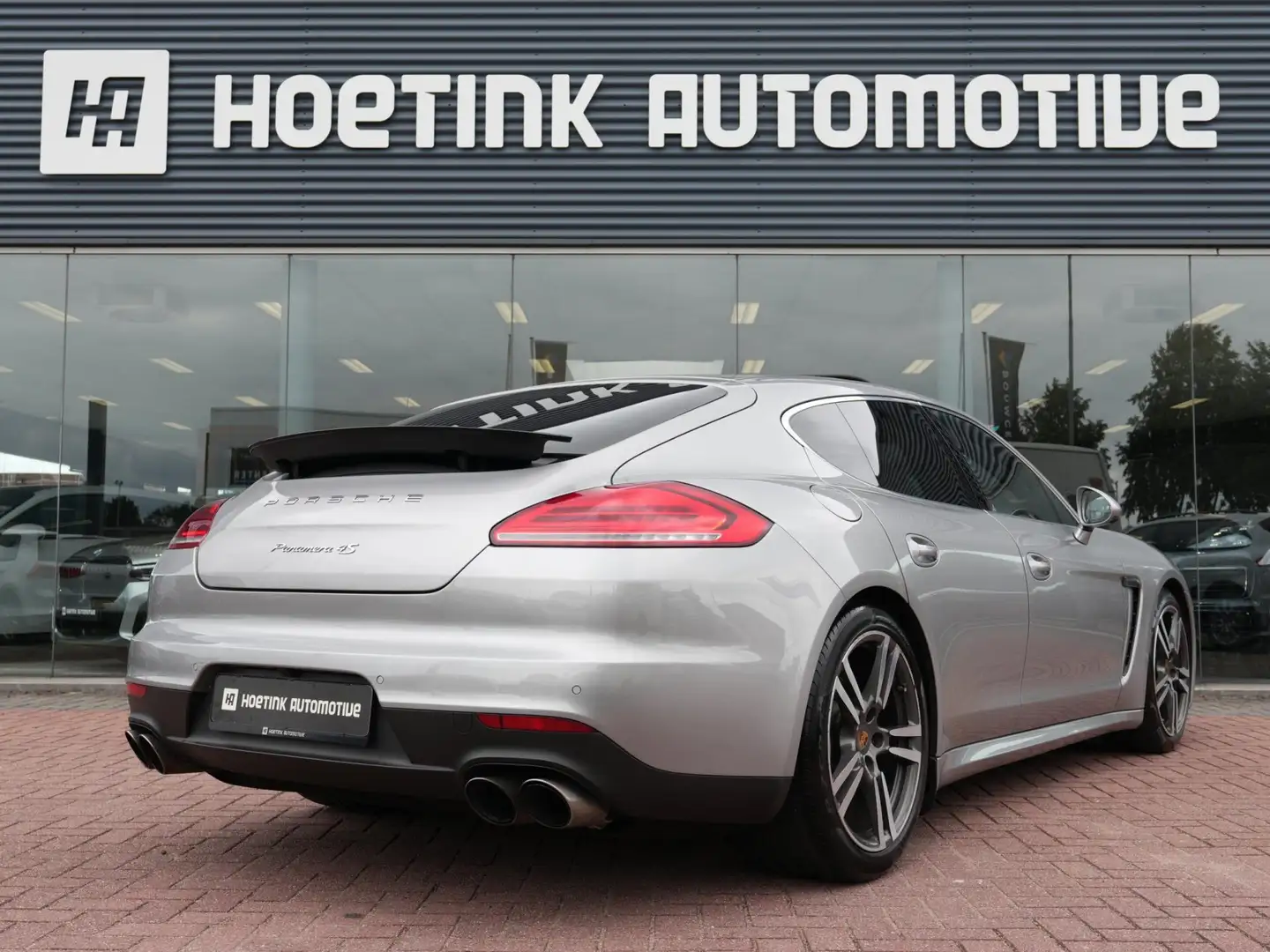 Porsche Panamera 3.0 4S | 360° Camera | Bose | Porsche onderhouden Grijs - 2
