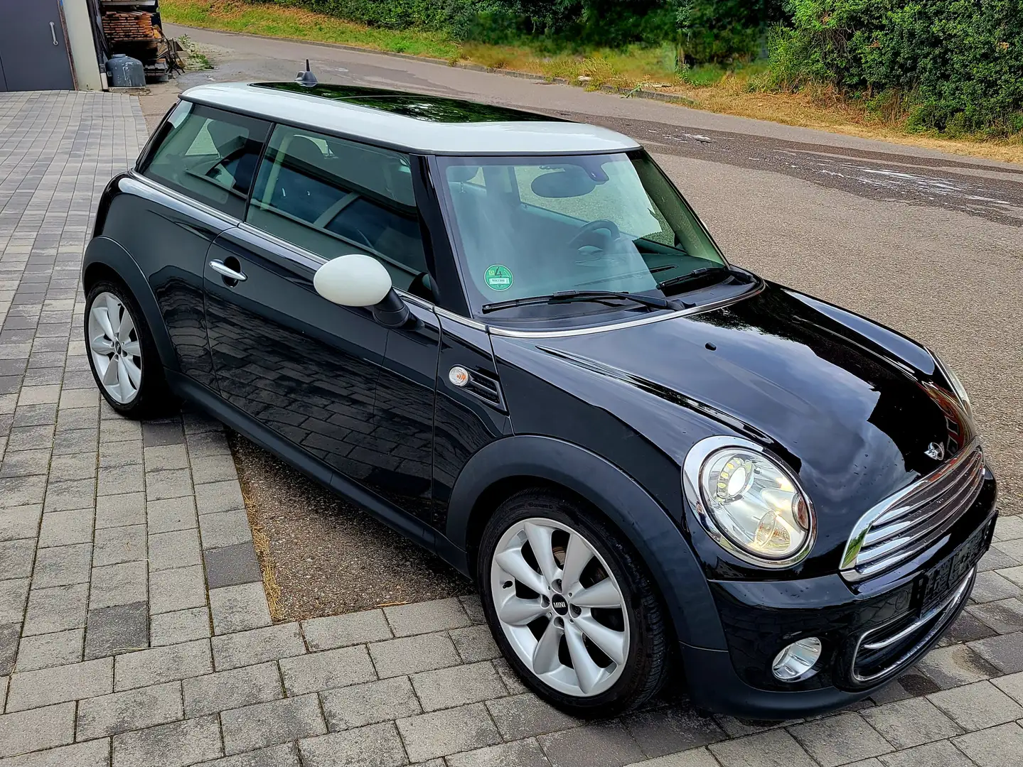 MINI Cooper Mini Cooper Schwarz - 2