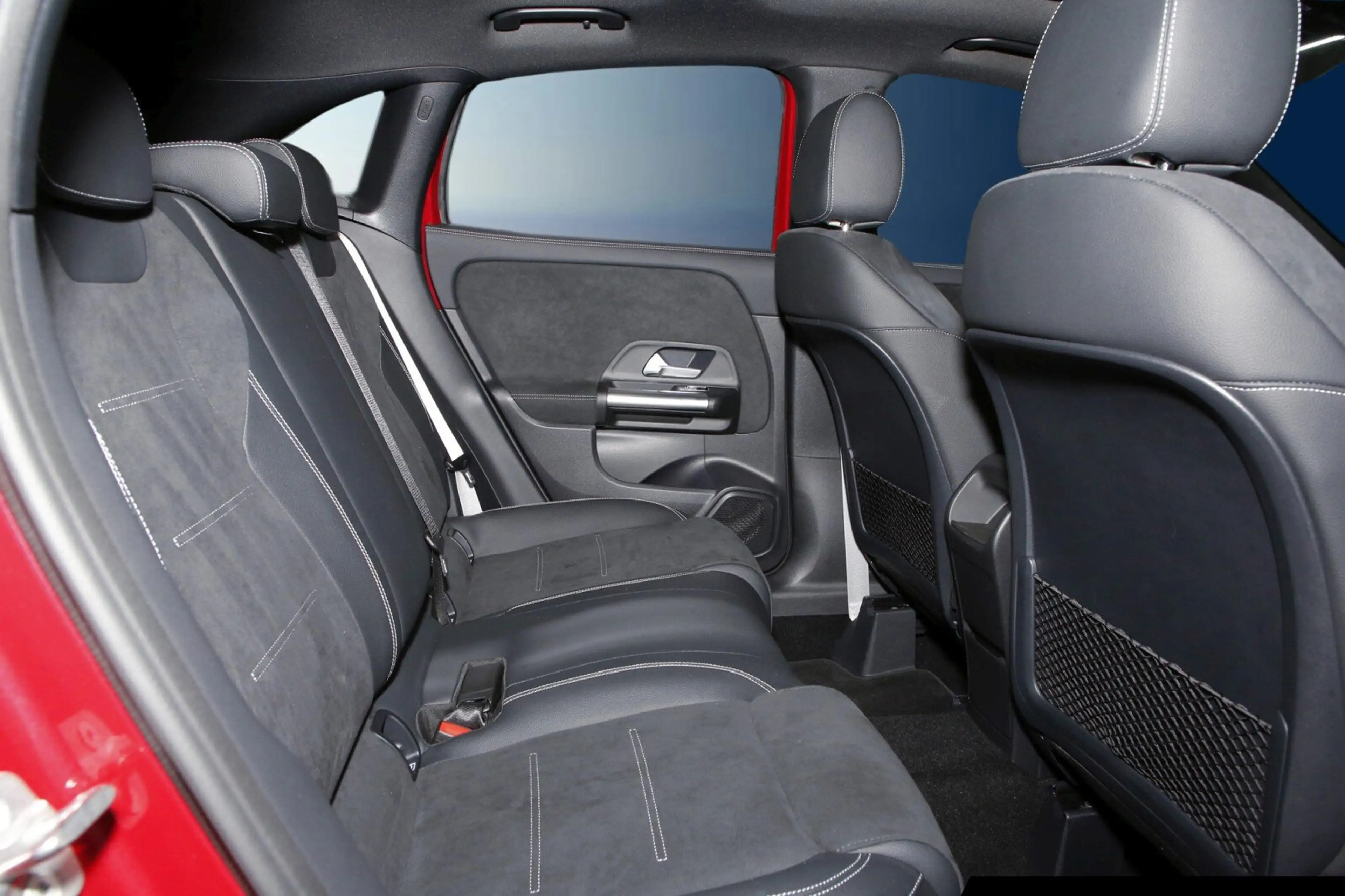 Mercedes-Benz GLA 200 GLA 200 AMG/Special Edition/Navi/Pano/360°/AHK — photo 10