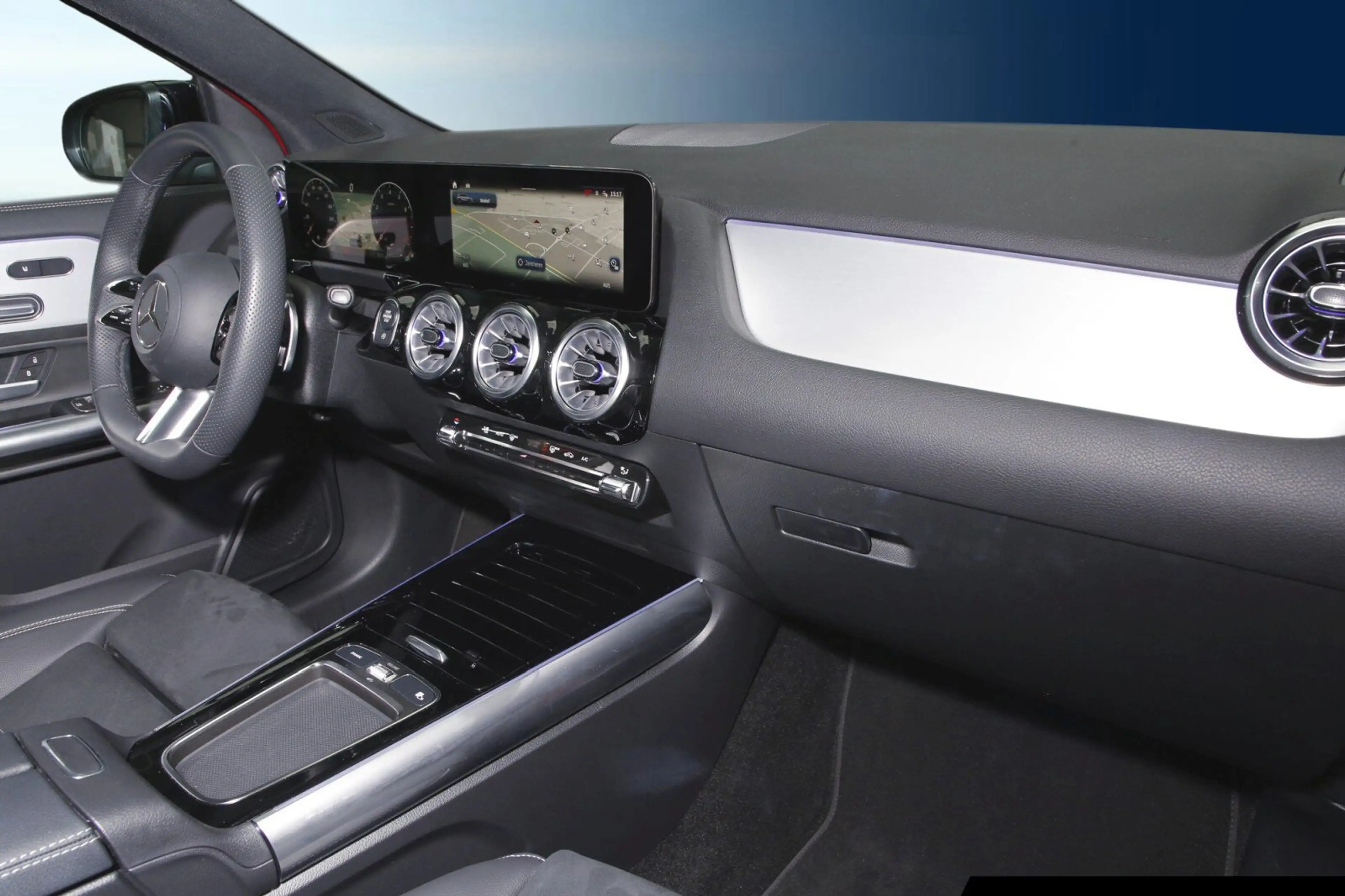Mercedes-Benz GLA 200 GLA 200 AMG/Special Edition/Navi/Pano/360°/AHK — photo 8