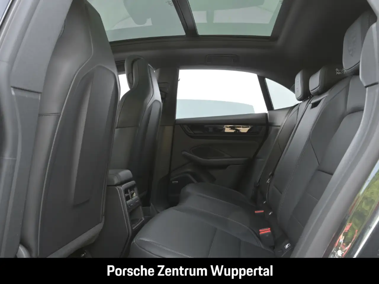 Porsche Macan 2026 — фото 15