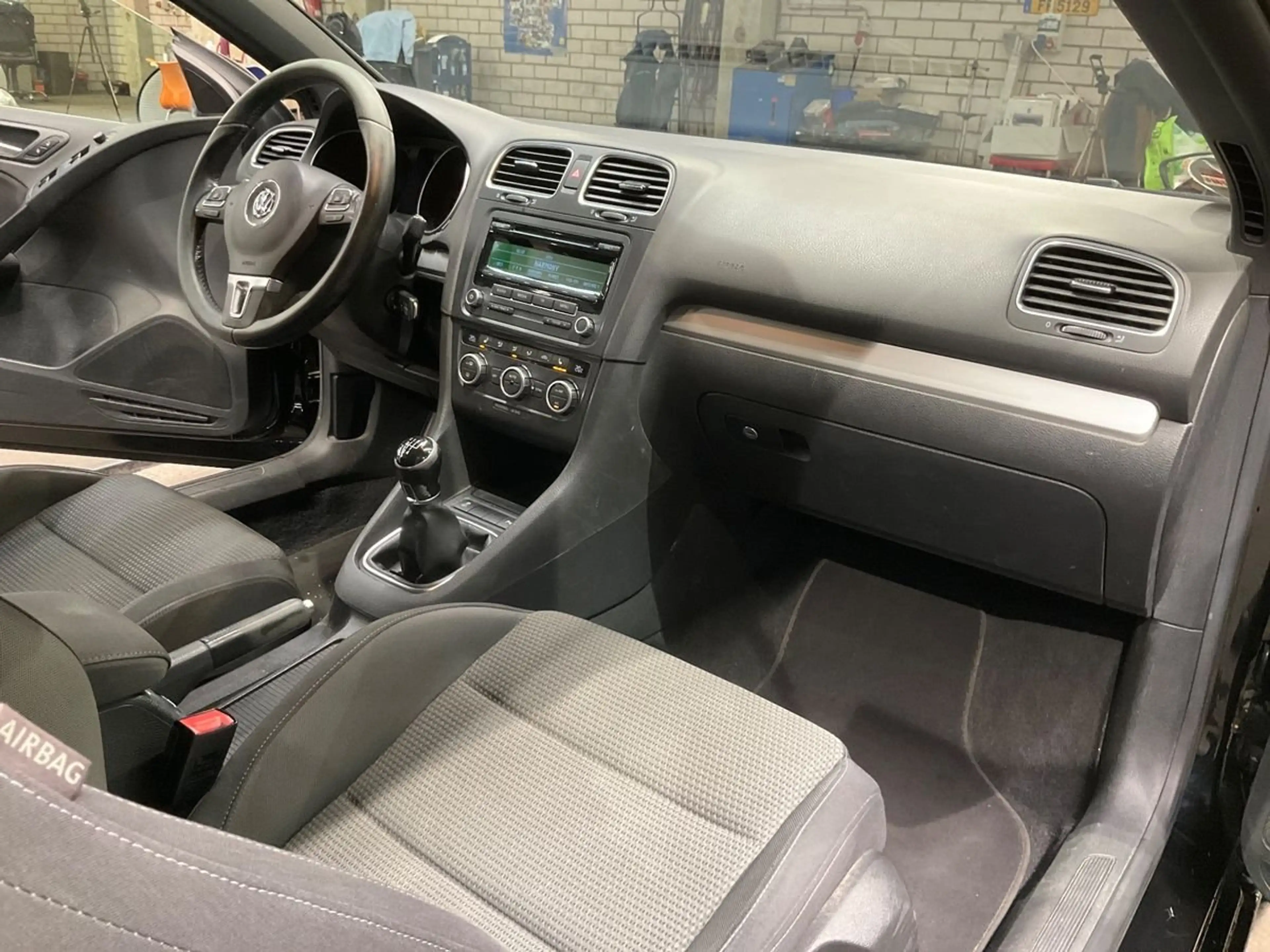 Volkswagen Golf Cabriolet XI 1.6 TDI Scheckhft 2Hd Tüv 3/27 SHZ PDC Alu17 — photo 10