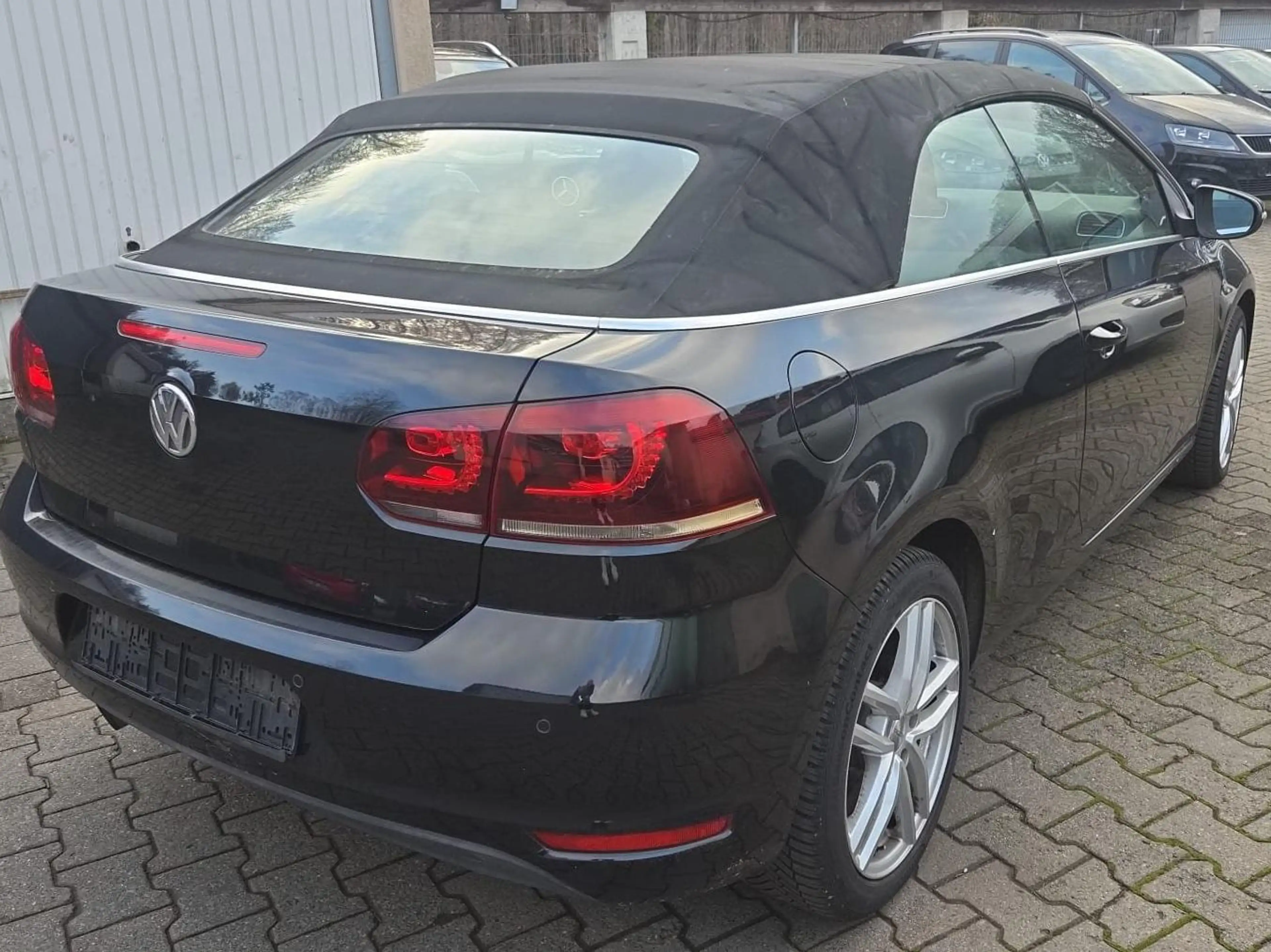 Volkswagen Golf Cabriolet XI 1.6 TDI Scheckhft 2Hd Tüv 3/27 SHZ PDC Alu17 — photo 5