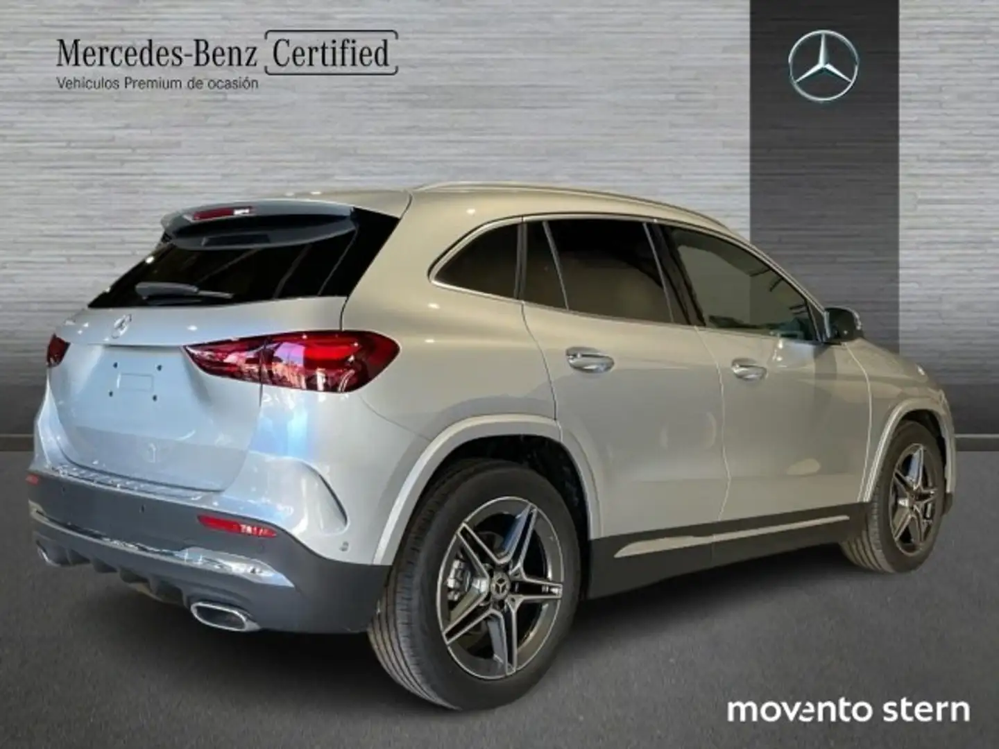 Mercedes-Benz GLA 200 200d 8G-DCT Silber - 2