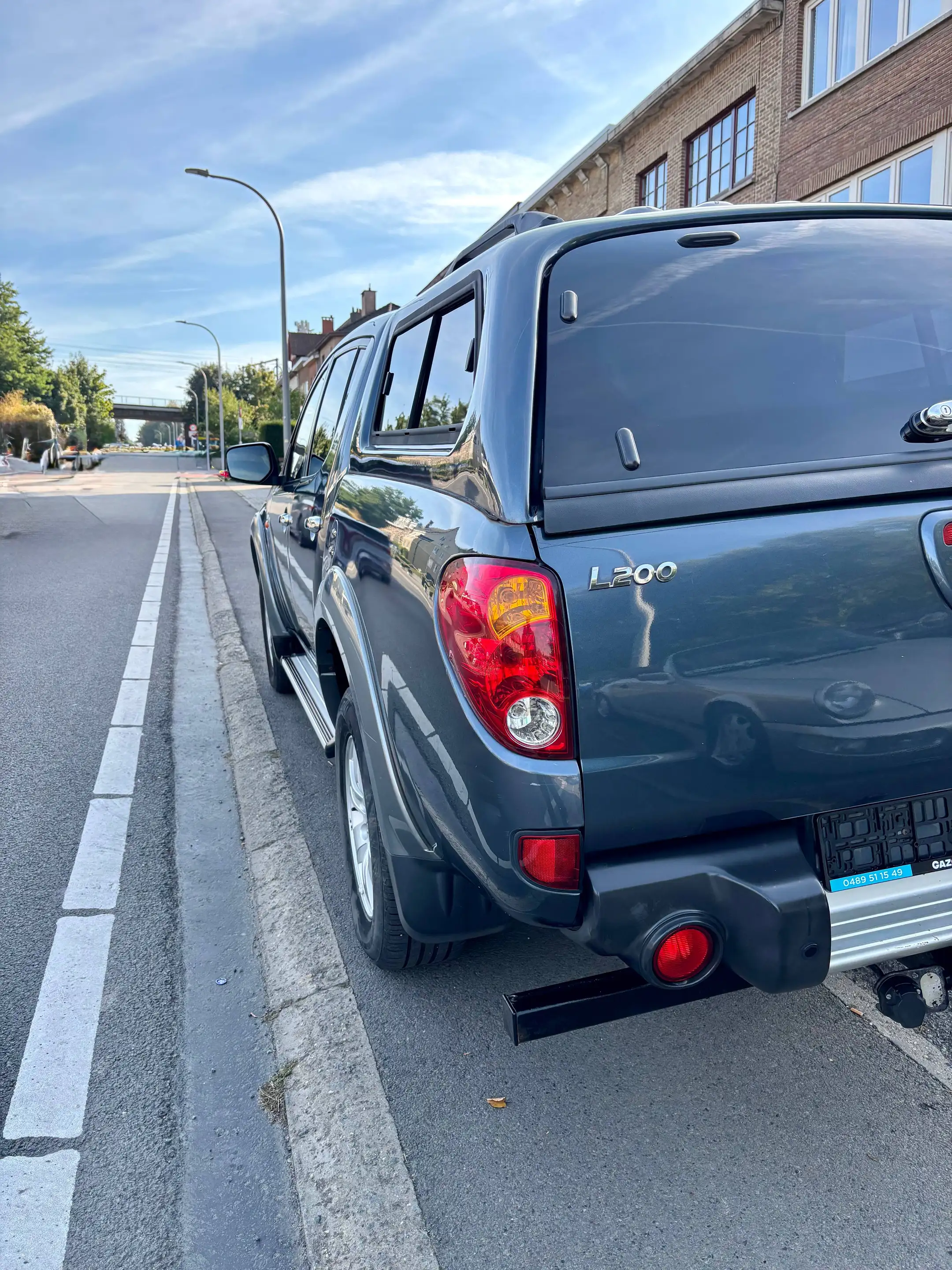 Mitsubishi L200 2.5 TDI 4WD DC 1 er main Belgium car pass — photo 8