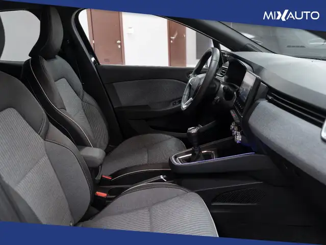 Renault Clio view 14