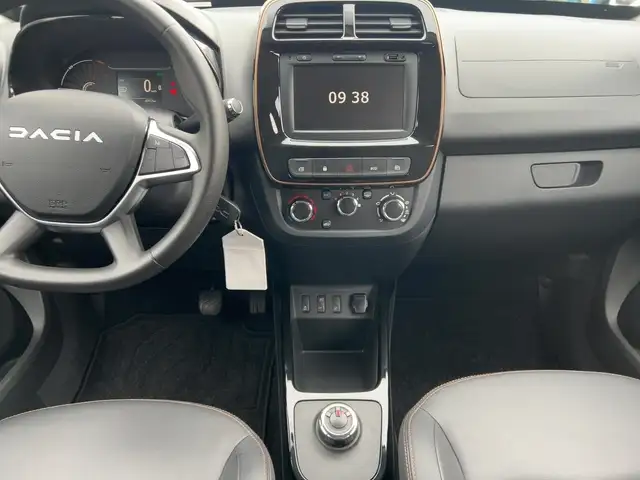 Dacia Spring view 12