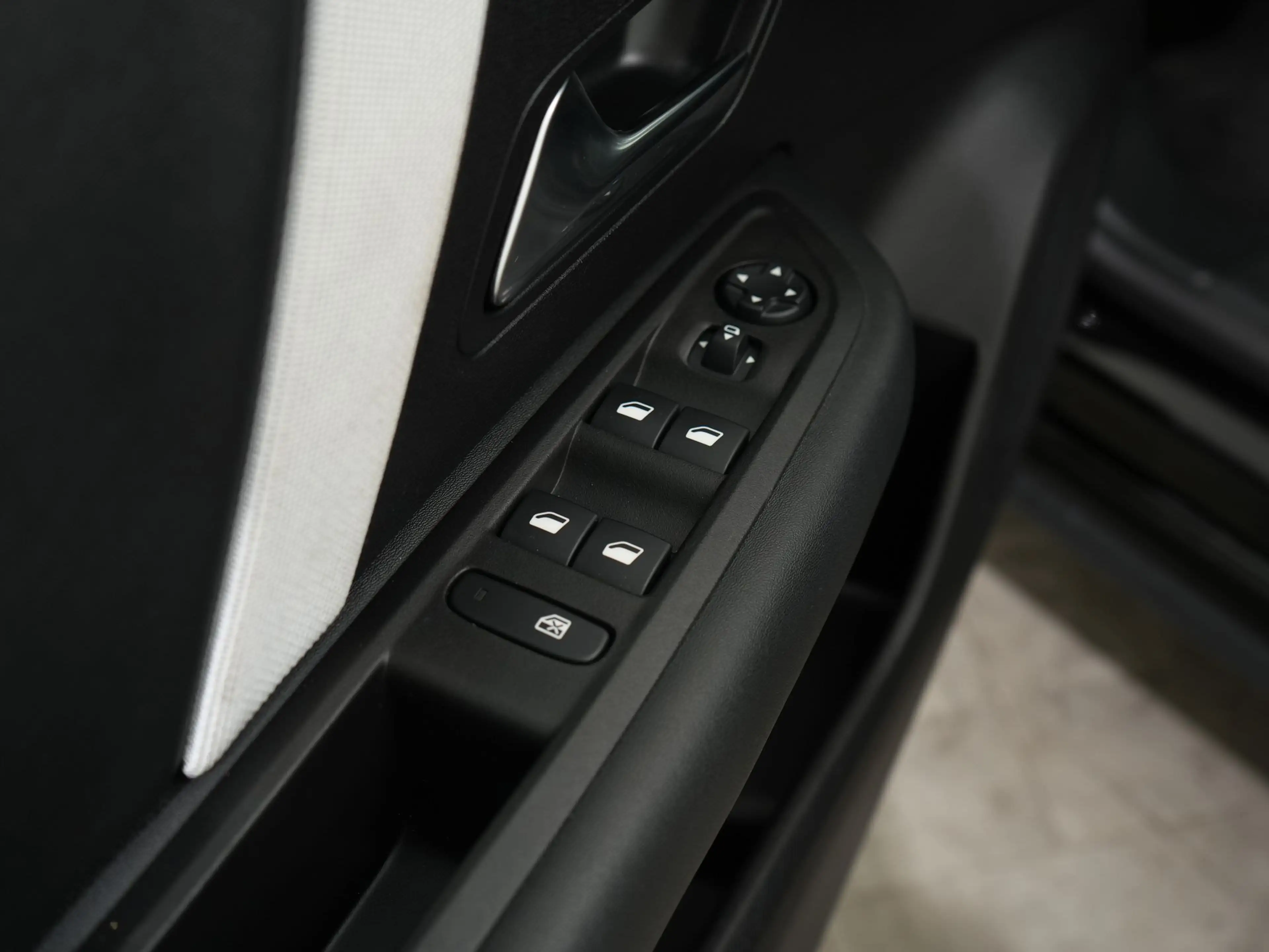 Citroen C4 X 1.2 HYBRID 145PK MAX E-DCS6 | Navi | Cruise Adapti — photo 18