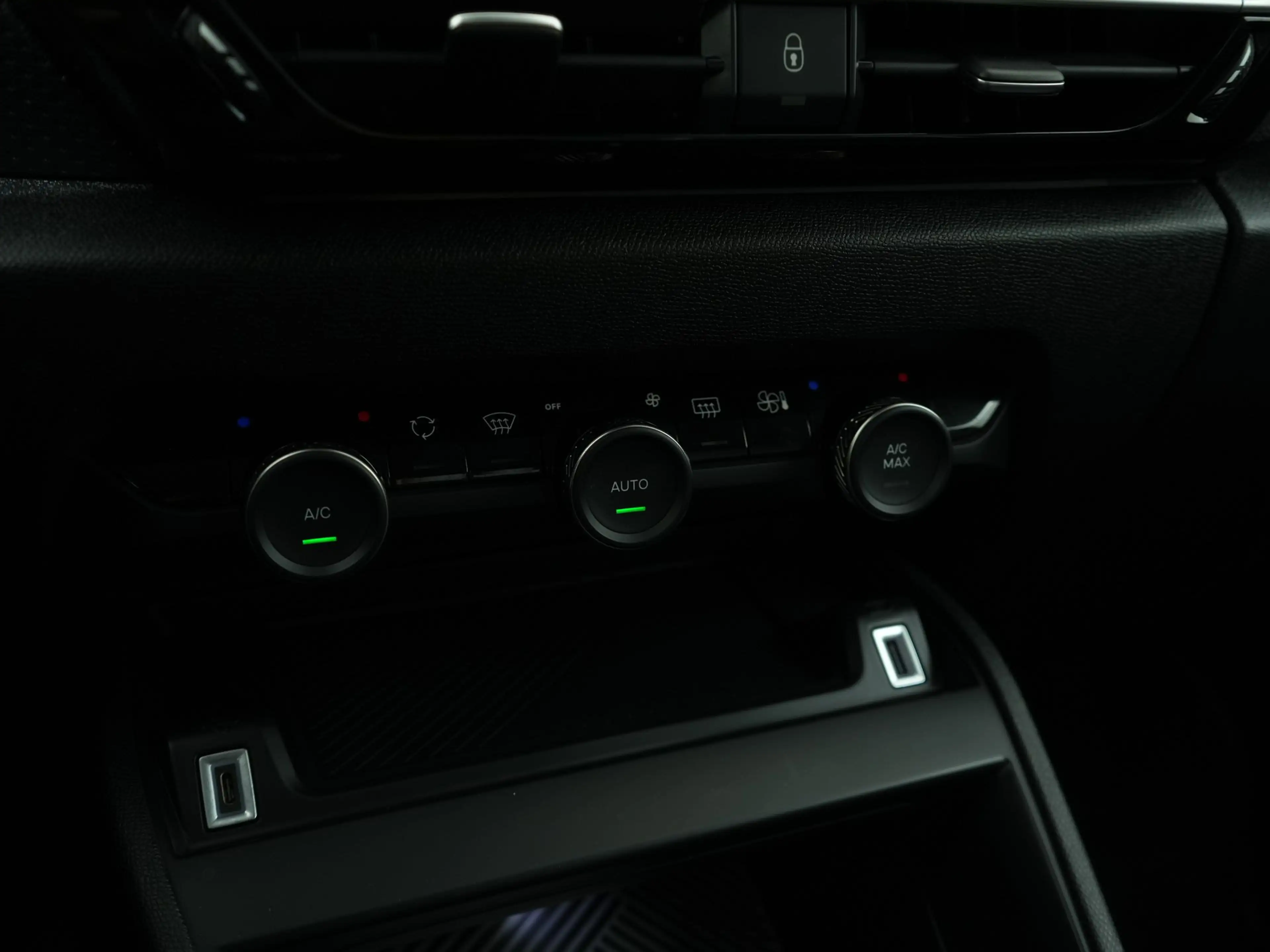 Citroen C4 X 1.2 HYBRID 145PK MAX E-DCS6 | Navi | Cruise Adapti — photo 10