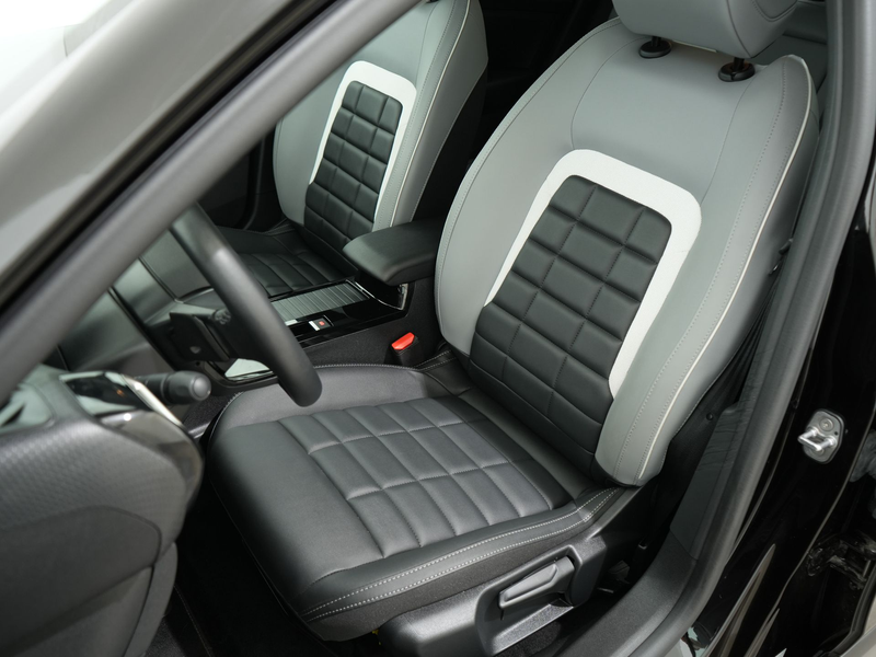 Citroen C4 X 1.2 HYBRID 145PK MAX E-DCS6 | Navi | Cruise Adapti — photo 4