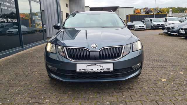 Skoda Octavia Combi Ambition 1.6 TDi - AHK -