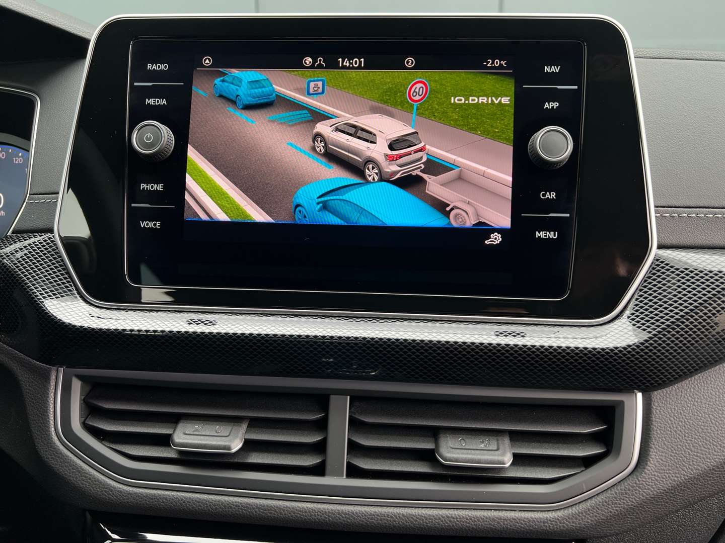 Volkswagen T-CROSS R-Line - 2026 - Joinsteer - #14