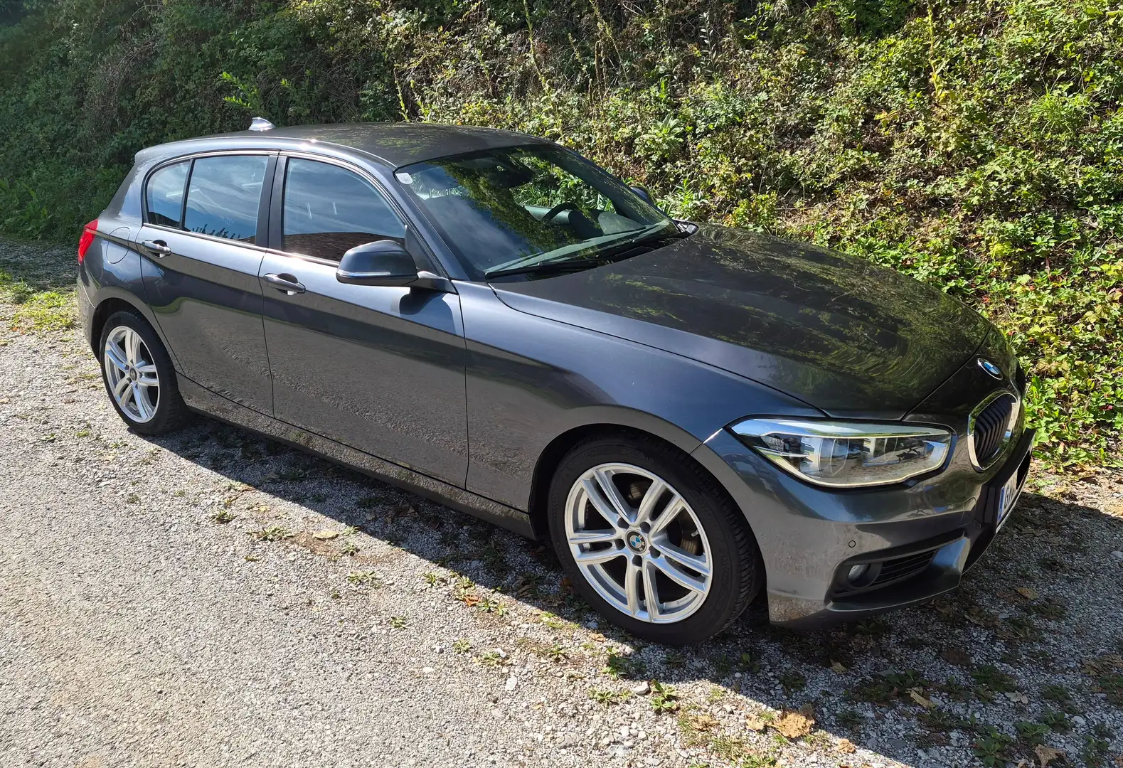 BMW 116 116d Österreich-Paket Österreich-Paket Grau - 1